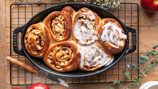 Cinnamon Rolls with Apple Pie Filling